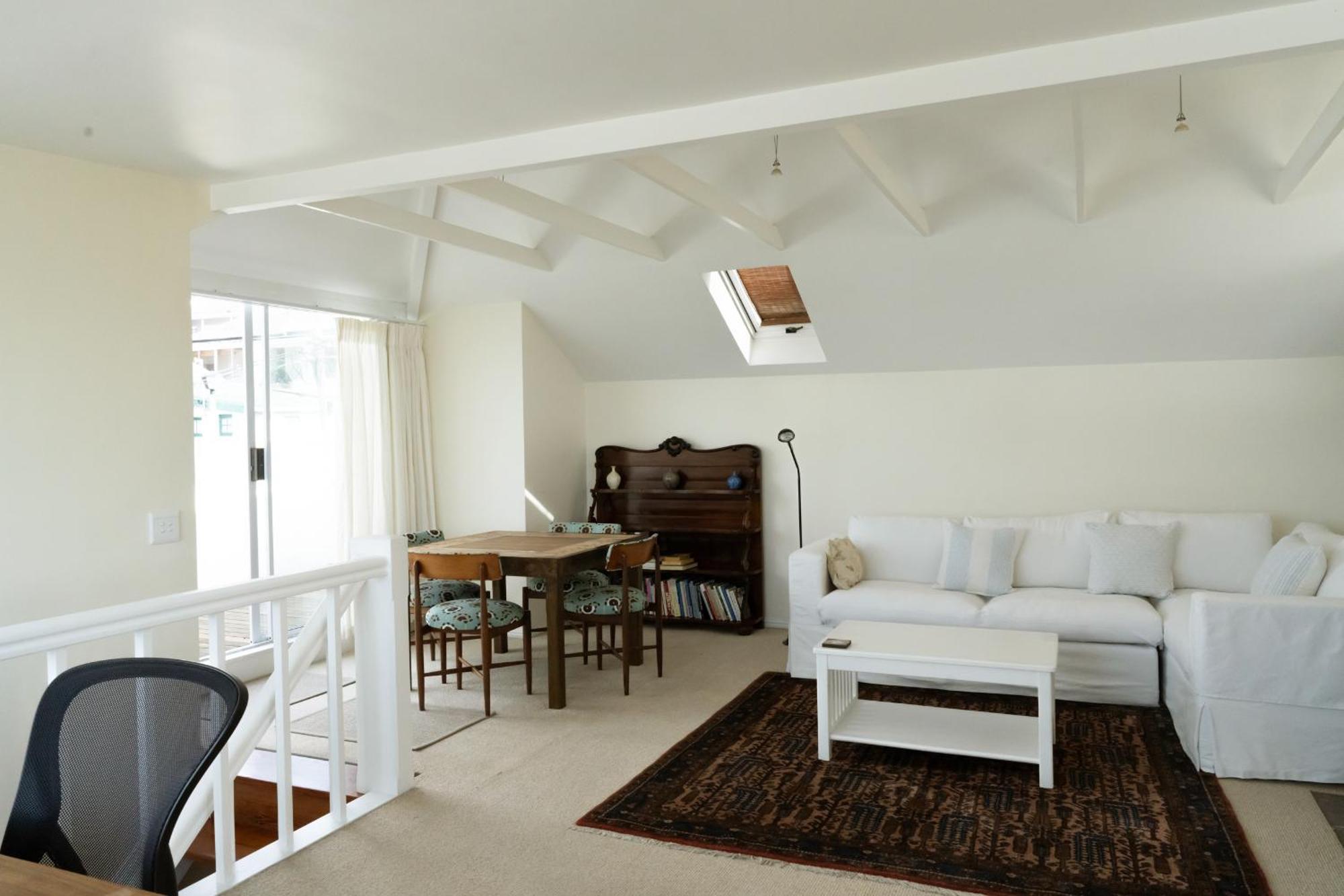 Guest house Chartfield 4*